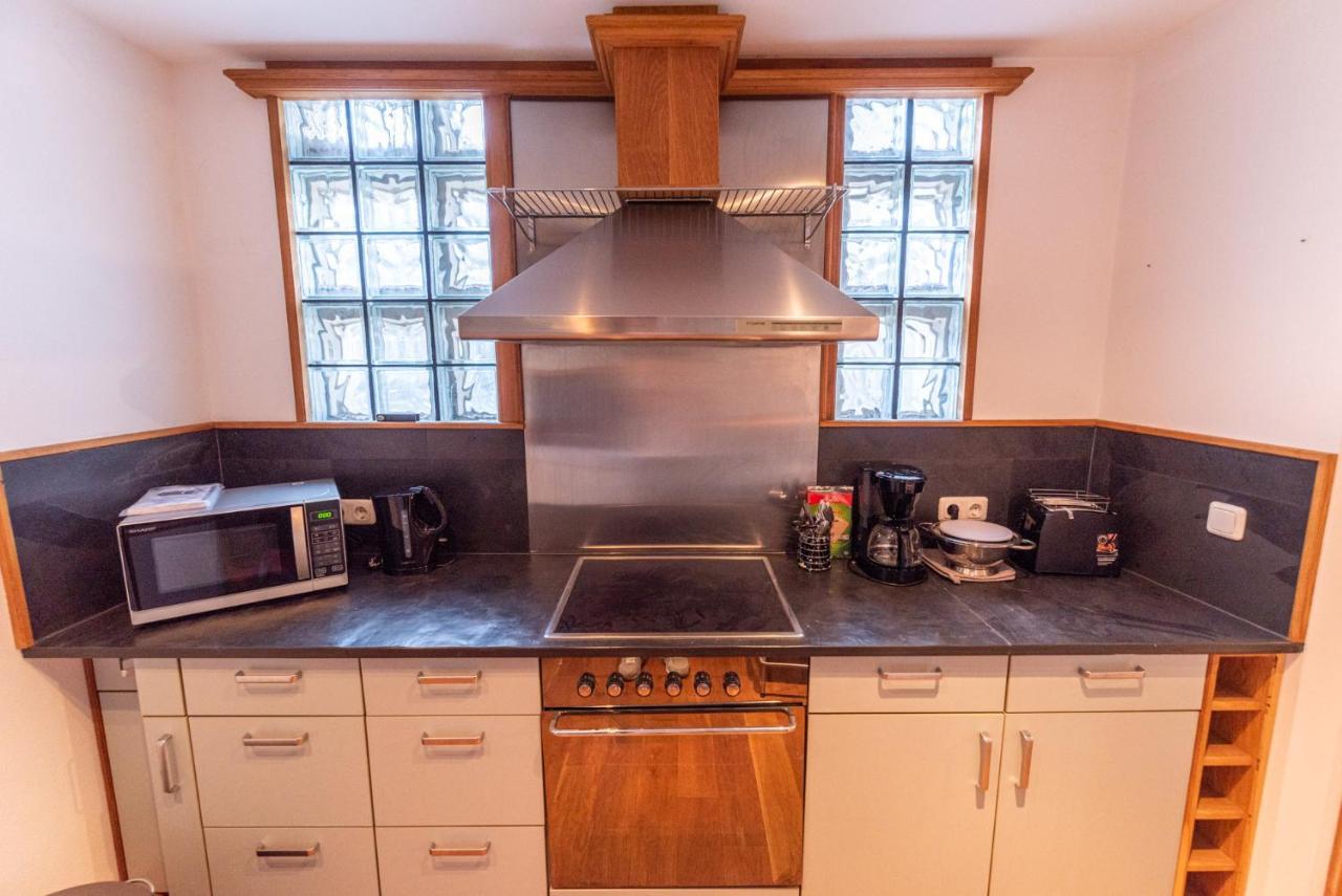 Designer Unterkunft In 15. Jahrhundert Altbau 75 M² Fuer Max. 4 Personen Apartment Eltville am Rhein Exterior photo