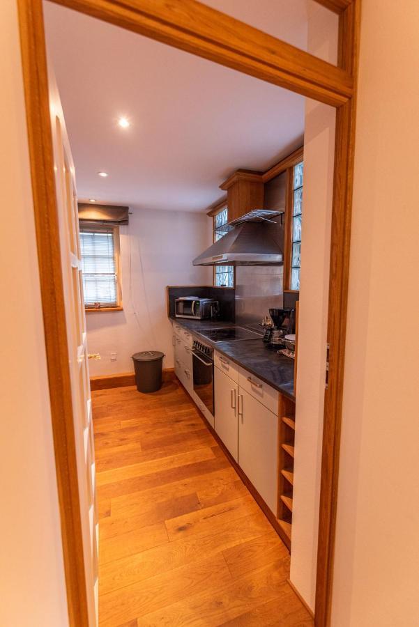 Designer Unterkunft In 15. Jahrhundert Altbau 75 M² Fuer Max. 4 Personen Apartment Eltville am Rhein Exterior photo